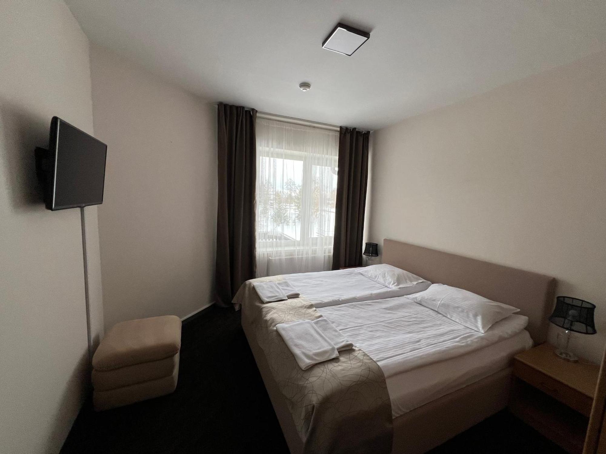 Butenas Hotel Tyla Biržai Exteriör bild