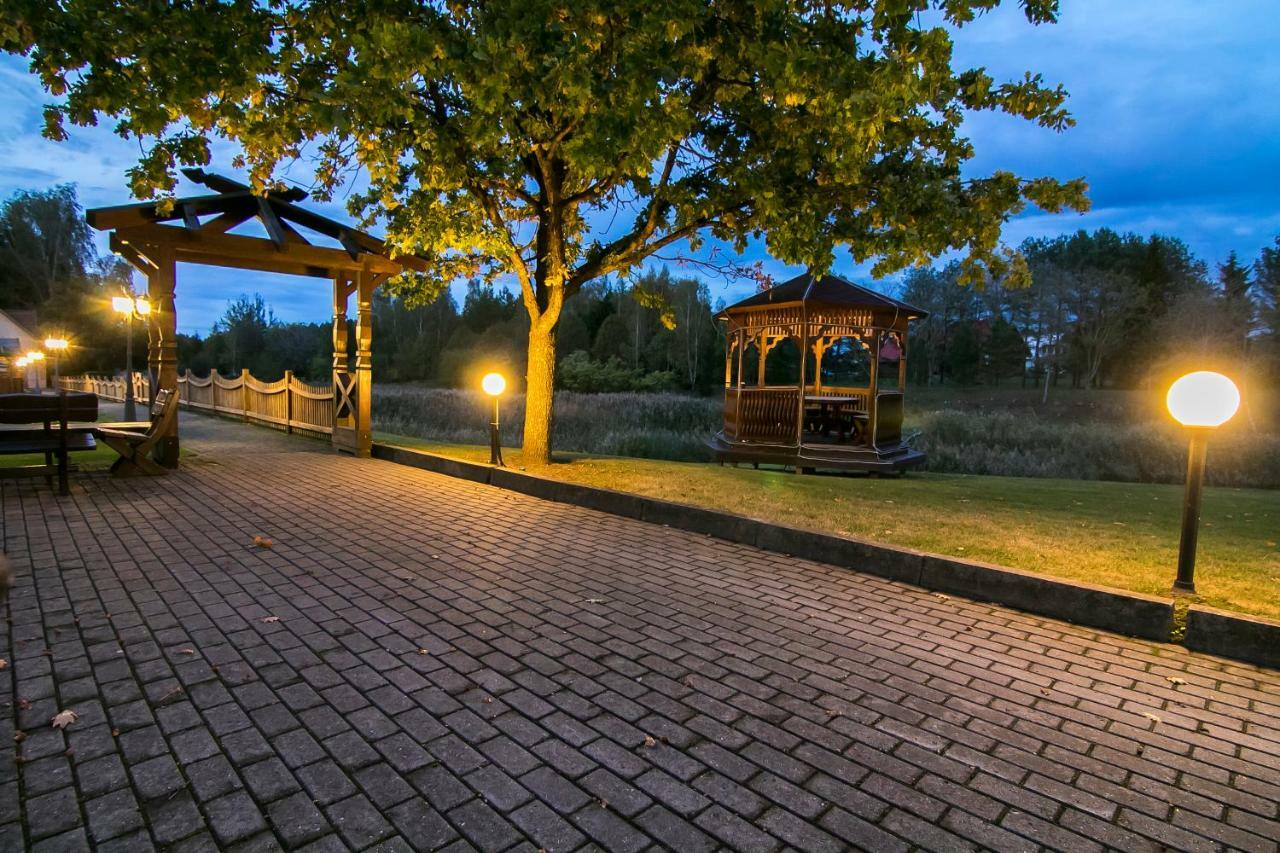 Butenas Hotel Tyla Biržai Exteriör bild
